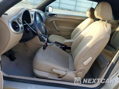 Zdjęcie 7 z 12 samochodu: 2015 VOLKSWAGEN BEETLE 1.8T VIN:3VW517AT8FM805493 - miniatura