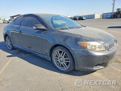 Czwarte zdjęcie samochodu z boku: 2007 SCION TC BASE VIN:JTKDE177670149821 - miniatura