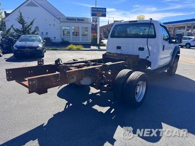 Czwarte zdjęcie samochodu z boku: 2016 FORD F450 SUPER DUTY VIN:1FDUF4GT5GED42740 - miniatura