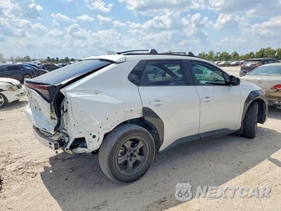 Trzecie zdjęcie samochodu z tyłu: 2024 TOYOTA BZ4X XLE VIN:JTMAAAAA2RA035029 - miniatura
