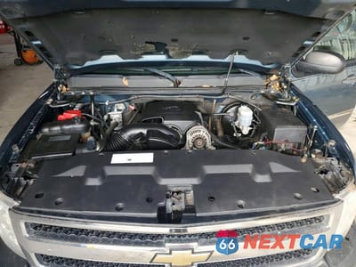 Zdjęcie 11 z 12 samochodu: 2010 CHEVROLET SILVERADO K1500 LS VIN:1GCSKREA3AZ112135 - miniatura