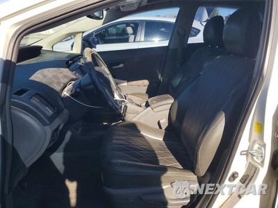 Zdjęcie 7 z 12 samochodu: 2010 TOYOTA PRIUS IV VIN:JTDKN3DU6A5186060 - miniatura