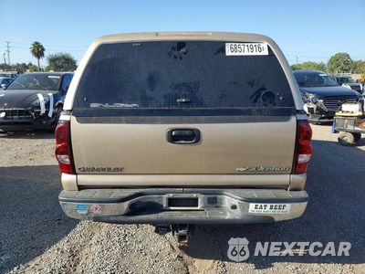 Zdjęcie 6 z 12 samochodu: 2004 CHEVROLET SILVERADO K1500 VIN:2GCEK19T241271056 - miniatura