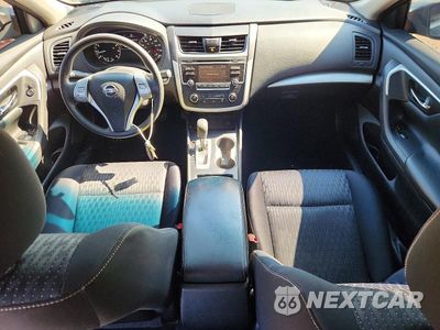 Zdjęcie 8 z 12 samochodu: 2016 NISSAN ALTIMA 2.5 S VIN:1N4AL3AP1GN351477 - miniatura