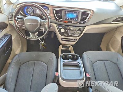 Zdjęcie 8 z 13 samochodu: 2019 CHRYSLER PACIFICA TOURING PLUS VIN:2C4RC1FG9KR657980 - miniatura