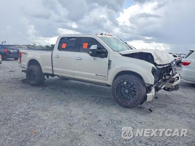 Czwarte zdjęcie samochodu z boku: 2019 FORD F350 SUPER DUTY VIN:1FT8W3BT4KEC27398 - miniatura
