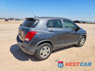 Trzecie zdjęcie samochodu z tyłu: 2016 CHEVROLET TRAX LS VIN:3GNCJKSB1GL158775 - miniatura