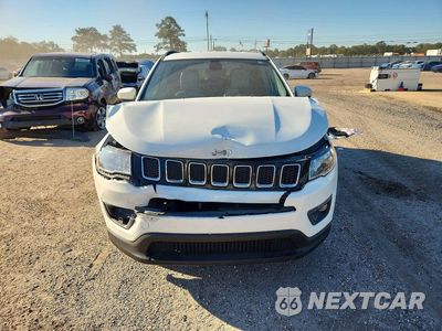 Piąte zdjęcie samochodu w środku: 2018 JEEP COMPASS LATITUDE VIN:3C4NJCBB4JT166089 - miniatura