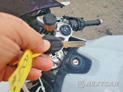Zdjęcie 8 z 9 samochodu: 2016 DUCATI SUPERBIKE 959 PANIGALE VIN:ZDM14B1W4GB001825 - miniatura