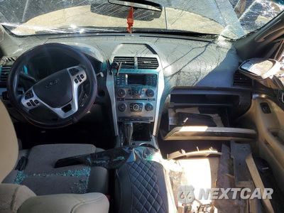 Zdjęcie 8 z 12 samochodu: 2014 FORD EXPLORER VIN:1FM5K8B81EGB89866 - miniatura