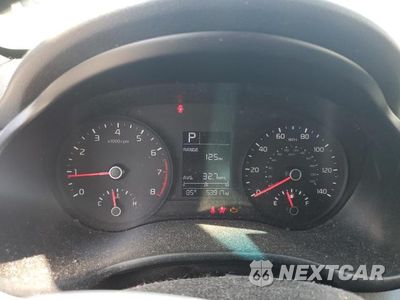 Zdjęcie 9 z 12 samochodu: 2021 KIA RIO LX VIN:3KPA24AD3ME382061 - miniatura