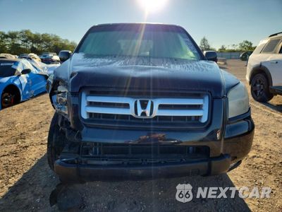 Piąte zdjęcie samochodu w środku: 2007 HONDA PILOT EXL VIN:5FNYF18767B028700 - miniatura