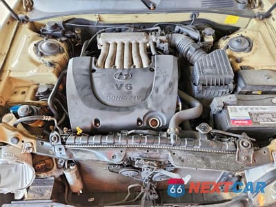 Zdjęcie 11 z 12 samochodu: 2004 HYUNDAI SONATA GLS VIN:KMHWF35HX4A078466 - miniatura