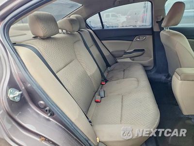 Zdjęcie 10 z 13 samochodu: 2015 HONDA CIVIC LX VIN:19XFB2F57FE261970 - miniatura