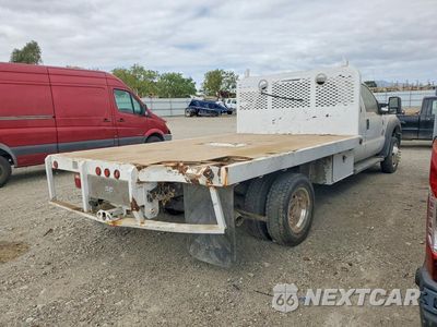 Trzecie zdjęcie samochodu z tyłu: 2012 FORD F550 SUPER DUTY VIN:1FD0X5GT3CEC22494 - miniatura
