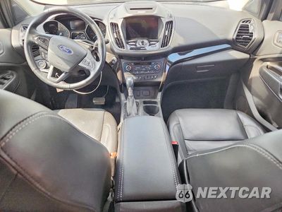 Zdjęcie 8 z 13 samochodu: 2017 FORD ESCAPE TITANIUM VIN:1FMCU0JD9HUE06703 - miniatura