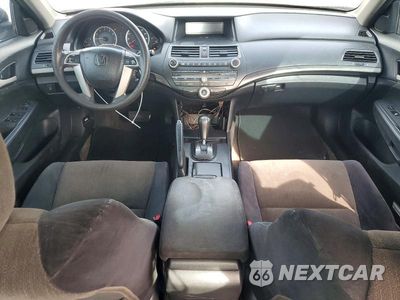 Zdjęcie 8 z 12 samochodu: 2008 HONDA ACCORD LXP VIN:1HGCP26448A143717 - miniatura