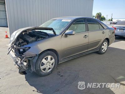 2002 TOYOTA CAMRY LE JTDBE32K820102661 - główne zdjęcie licytacji z USA - miniatura