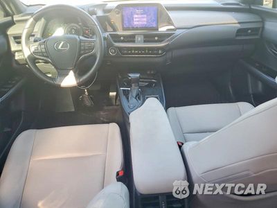 Zdjęcie 8 z 13 samochodu: 2024 LEXUS UX 250H BASE VIN:JTHX6JBH7R2192328 - miniatura