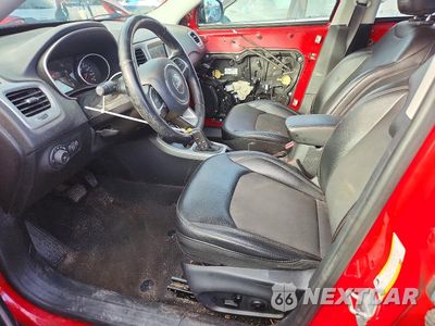 Zdjęcie 7 z 13 samochodu: 2018 JEEP COMPASS LATITUDE VIN:3C4NJDBB2JT392458 - miniatura