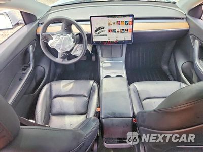 Zdjęcie 8 z 13 samochodu: 2022 TESLA MODEL Y VIN:7SAYGDEE5NF356840 - miniatura