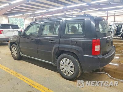Drugie zdjęcie samochodu z przodu: 2010 JEEP PATRIOT SPORT VIN:1J4NT2GA3AD502660 - miniatura
