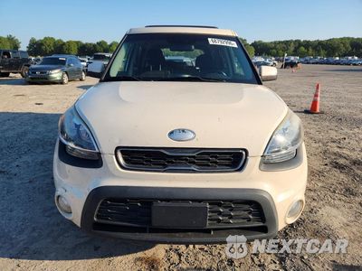 Piąte zdjęcie samochodu w środku: 2013 KIA SOUL + VIN:KNDJT2A64D7756065 - miniatura