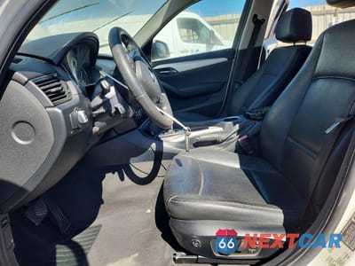 Zdjęcie 7 z 13 samochodu: 2015 BMW X1 SDRIVE28I VIN:WBAVM1C5XFVW57386 - miniatura