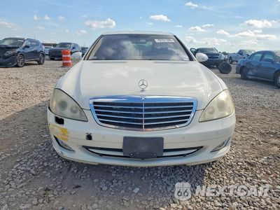 Piąte zdjęcie samochodu w środku: 2008 MERCEDES-BENZ S 550 VIN:WDDNG71X18A157828 - miniatura