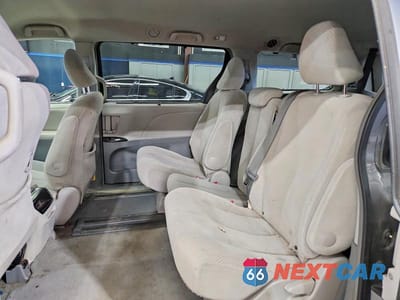 Zdjęcie 11 z 13 samochodu: 2012 TOYOTA SIENNA LE VIN:5TDKK3DC9CS250539 - miniatura