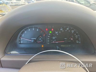 Zdjęcie 9 z 12 samochodu: 2002 TOYOTA CAMRY XLE V6 VIN:4T1BF32K92U033108 - miniatura