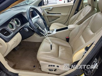Zdjęcie 7 z 12 samochodu: 2012 VOLVO S60 T5 VIN:YV1622FS6C2099743 - miniatura