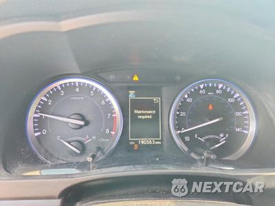 Zdjęcie 9 z 13 samochodu: 2017 TOYOTA HIGHLANDER SE VIN:5TDJZRFH1HS479713 - miniatura