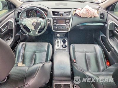 Zdjęcie 8 z 13 samochodu: 2017 NISSAN ALTIMA 2.5 SL VIN:1N4AL3AP7HC201841 - miniatura