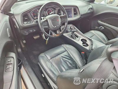 Zdjęcie 8 z 13 samochodu: 2023 DODGE CHALLENGER SXT VIN:2C3CDZAG6PH567731 - miniatura