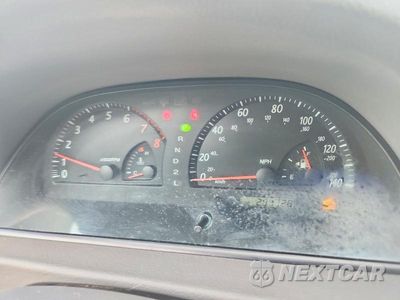 Zdjęcie 9 z 12 samochodu: 2002 TOYOTA CAMRY XLE V6 VIN:JTDBF30K120041346 - miniatura