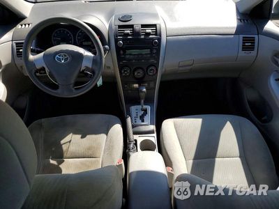 Zdjęcie 8 z 13 samochodu: 2010 TOYOTA COROLLA LE VIN:1NXBU4EE1AZ254136 - miniatura