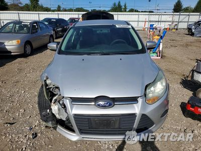 Piąte zdjęcie samochodu w środku: 2014 FORD FOCUS SE VIN:1FADP3K25EL424461 - miniatura
