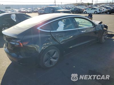 Trzecie zdjęcie samochodu z tyłu: 2018 TESLA MODEL 3 VIN:5YJ3E1EB0JF183675 - miniatura