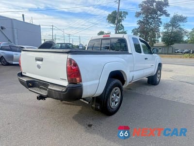 Czwarte zdjęcie samochodu z boku: 2006 TOYOTA TACOMA V6 VIN:5TEUU42N66Z195567 - miniatura