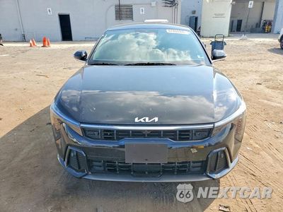Piąte zdjęcie samochodu w środku: 2026 KIA K4 GT-LINE TURBO VIN:3KPFW4DC9TE256749 - miniatura