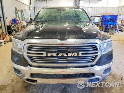 Piąte zdjęcie samochodu w środku: 2024 RAM 1500 LARAMIE VIN:1C6SRFJT6RN100055 - miniatura