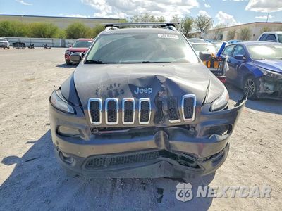 Piąte zdjęcie samochodu w środku: 2018 JEEP CHEROKEE LATITUDE PLUS VIN:1C4PJMLX4JD506470 - miniatura