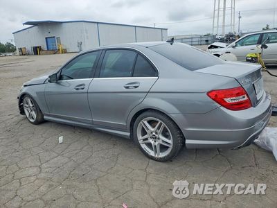 Drugie zdjęcie samochodu z przodu: 2012 MERCEDES-BENZ C 300 4MATIC VIN:WDDGF8BB1CR228010 - miniatura