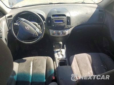 Zdjęcie 8 z 12 samochodu: 2010 HYUNDAI ELANTRA SE VIN:KMHDU4AD5AU134765 - miniatura