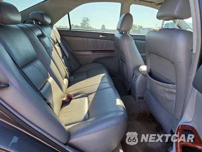 Zdjęcie 10 z 12 samochodu: 2004 TOYOTA CAMRY XLE VIN:4T1BE32K54U788584 - miniatura