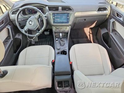 Zdjęcie 8 z 12 samochodu: 2020 VOLKSWAGEN TIGUAN SE VIN:3VV2B7AX4LM144693 - miniatura
