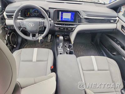 Zdjęcie 8 z 12 samochodu: 2025 TOYOTA CAMRY SE VIN:4T1DBADK4SU508296 - miniatura