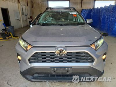 Piąte zdjęcie samochodu w środku: 2021 TOYOTA RAV4 XLE PREMIUM VIN:2T3A1RFV6MC177714 - miniatura
