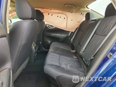 Zdjęcie 10 z 13 samochodu: 2019 NISSAN SENTRA SV VIN:3N1AB7AP4KY249805 - miniatura